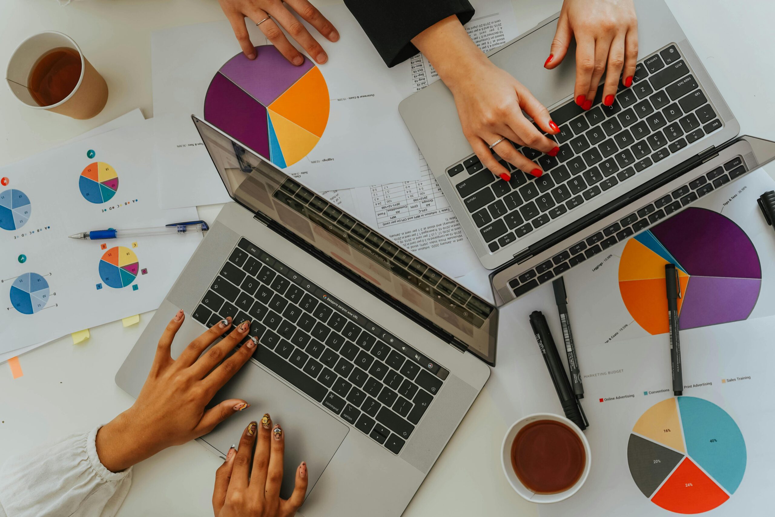 trabajo en equipo de métricas SEO